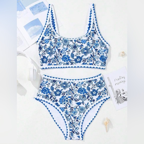 NWOT Women’s Floral Blue Bikini Set S - Picture 3 of 12